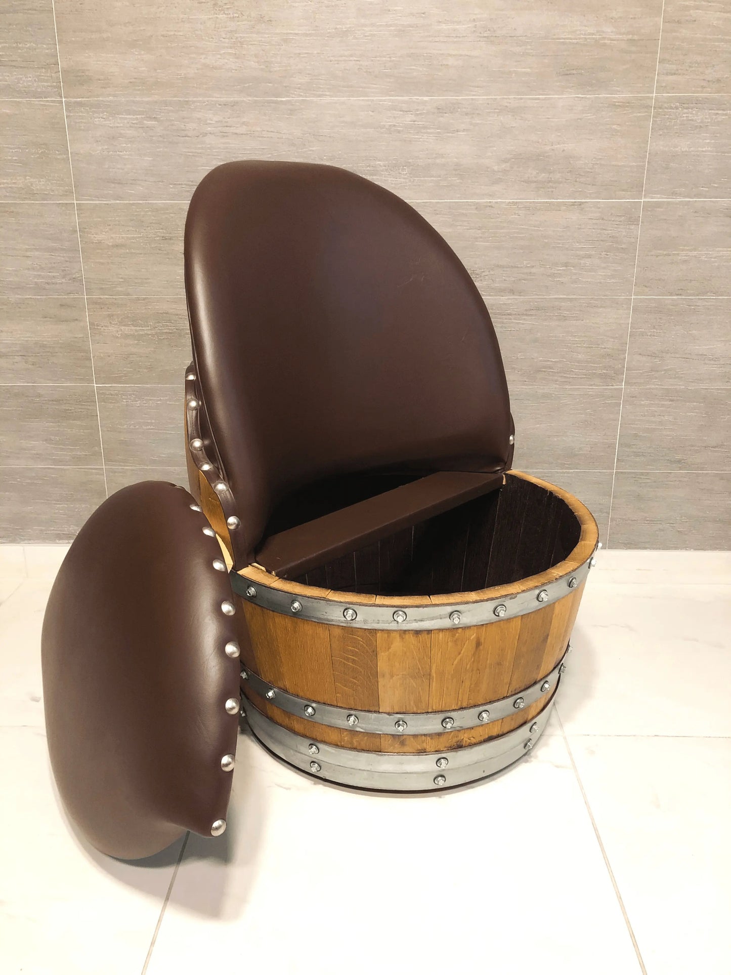 Wine Barrel Poker Set with Game Table & Barrel Chair