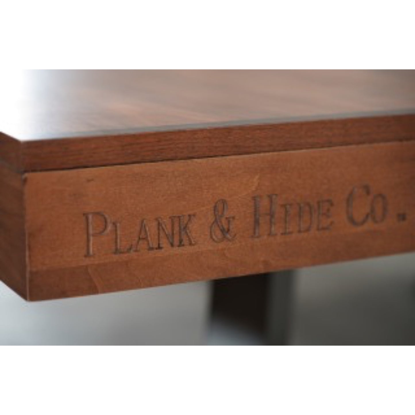 T&B Classic Table Tennis Table