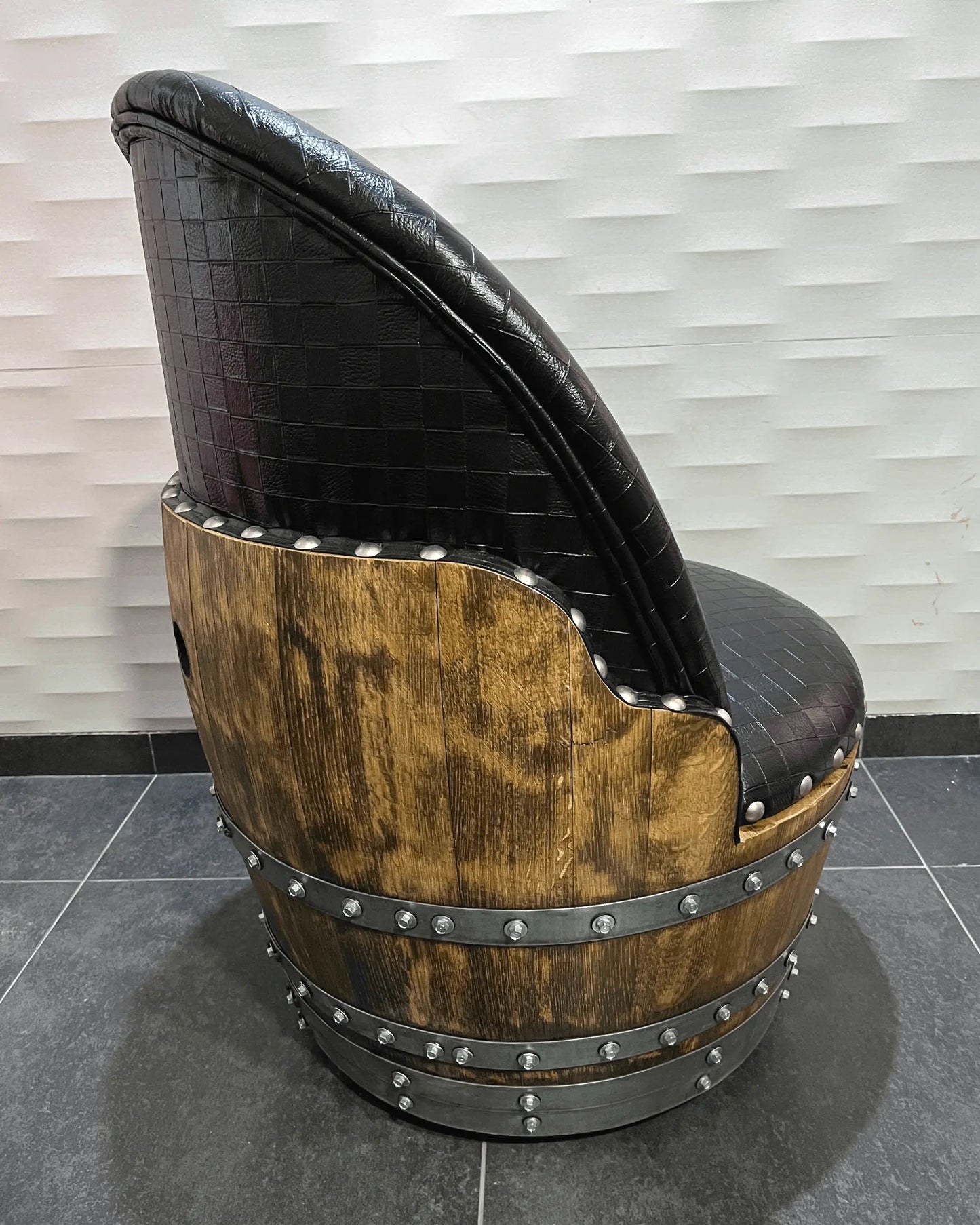 Checkered Black Oak Barrel Chair