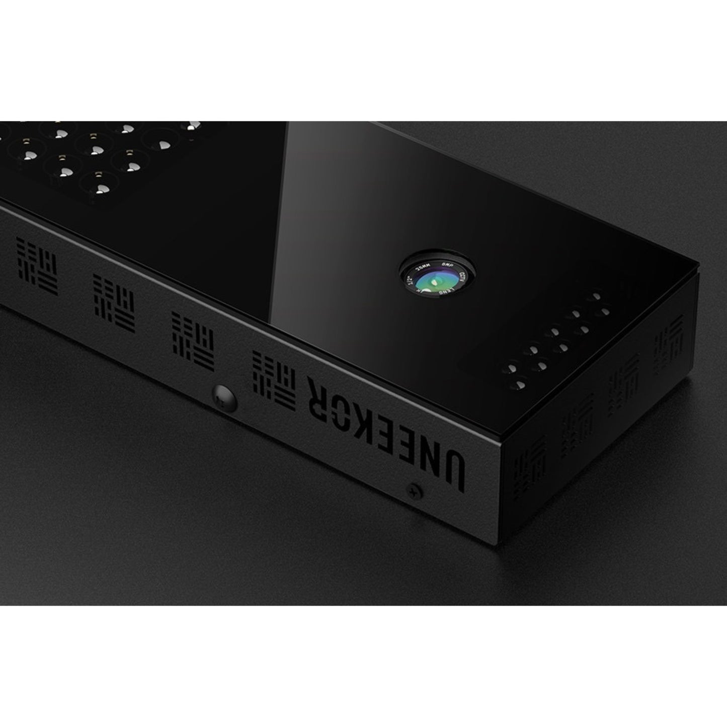 Uneekor EYE XO Launch Monitor