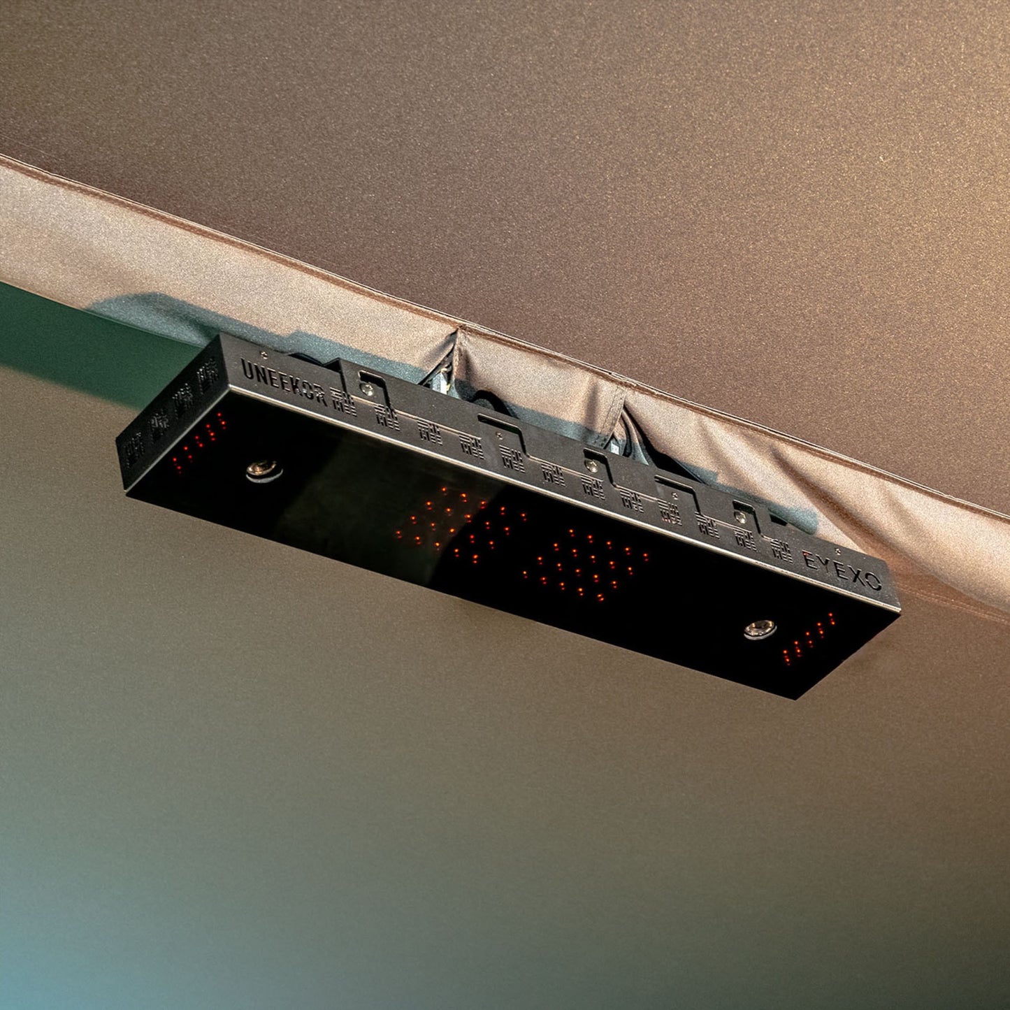 Uneekor EYE XO Launch Monitor